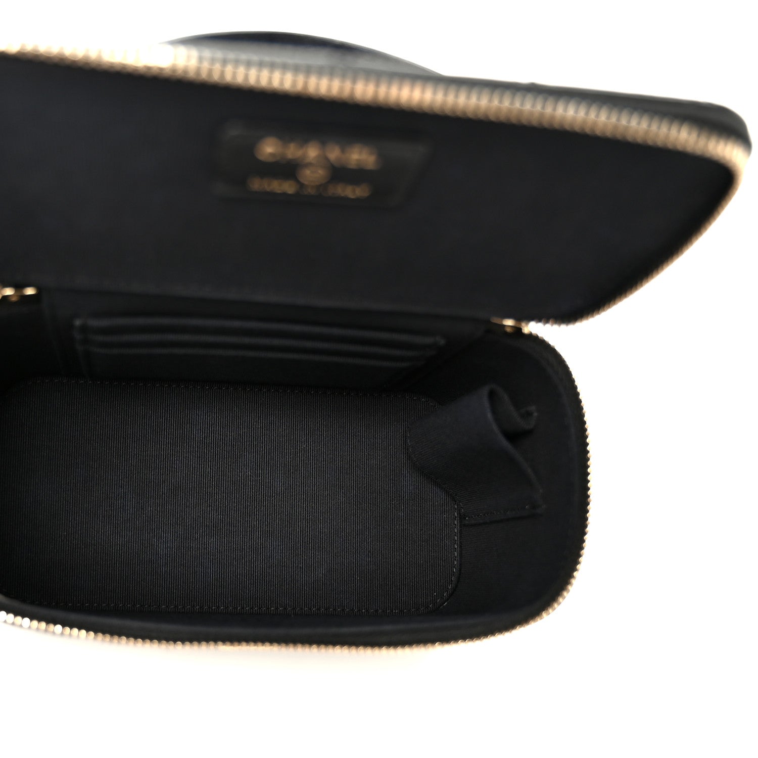 Lambskin Quilted Small Top Handle Vanity Case With Chain Black