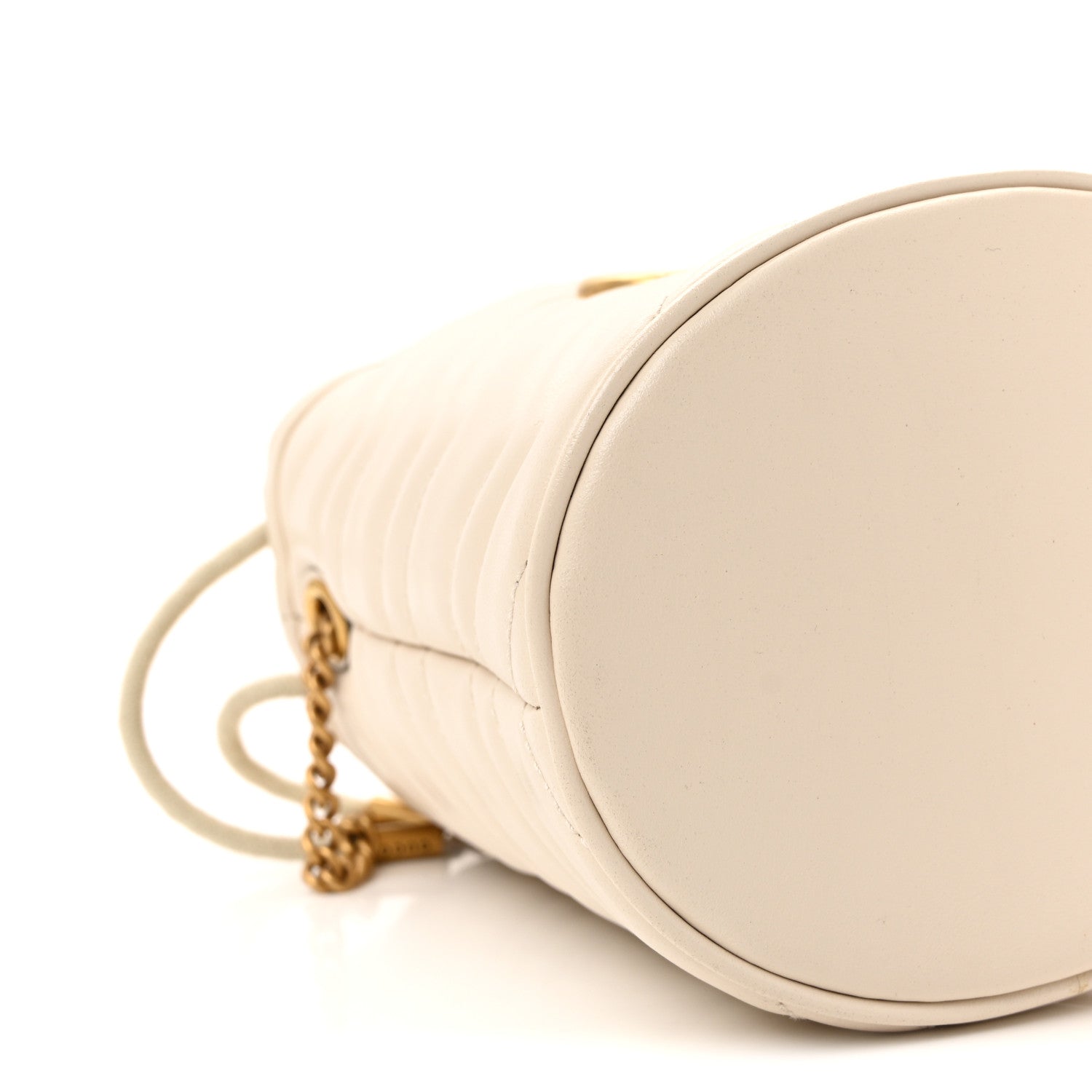 Calfskin Matelasse Mini GG Marmont 2.0 Bucket Bag White