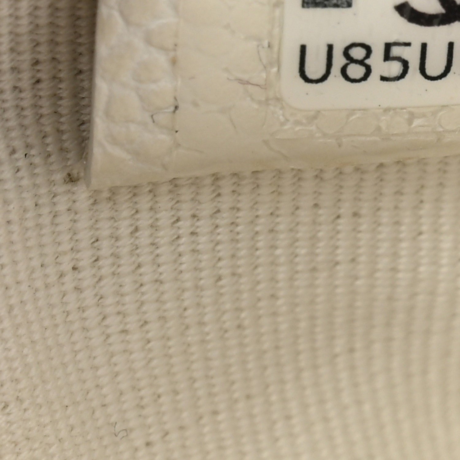 Caviar Quilted Small Pouch White