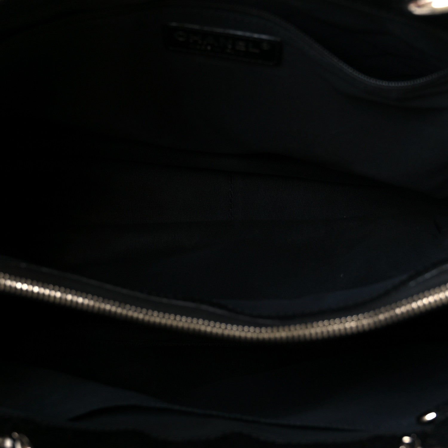 Caviar Quilted Grand Shopping Tote GST Black