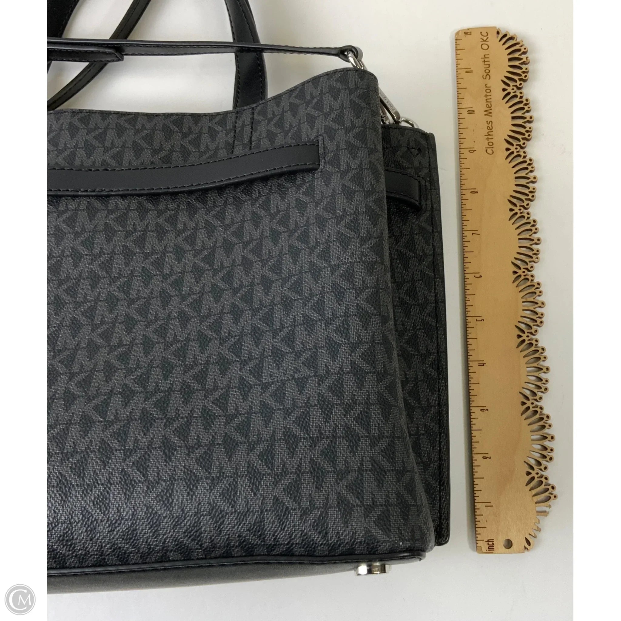 Handbag Designer By Michael Kors, Size: Medium