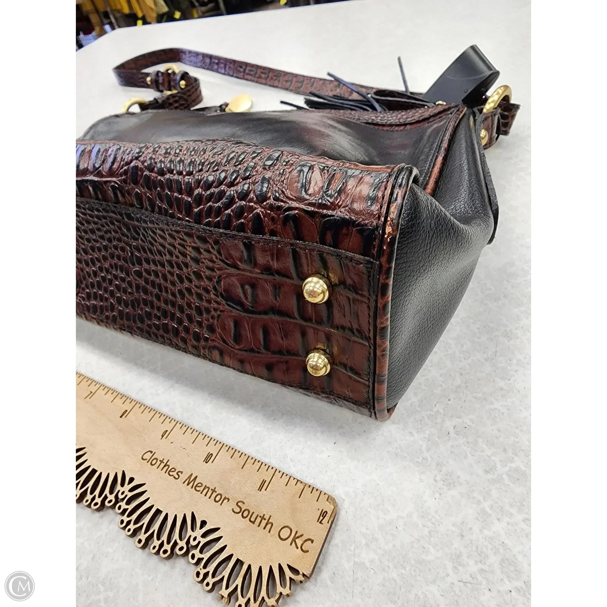Handbag Designer By Brahmin, Size: Medium
