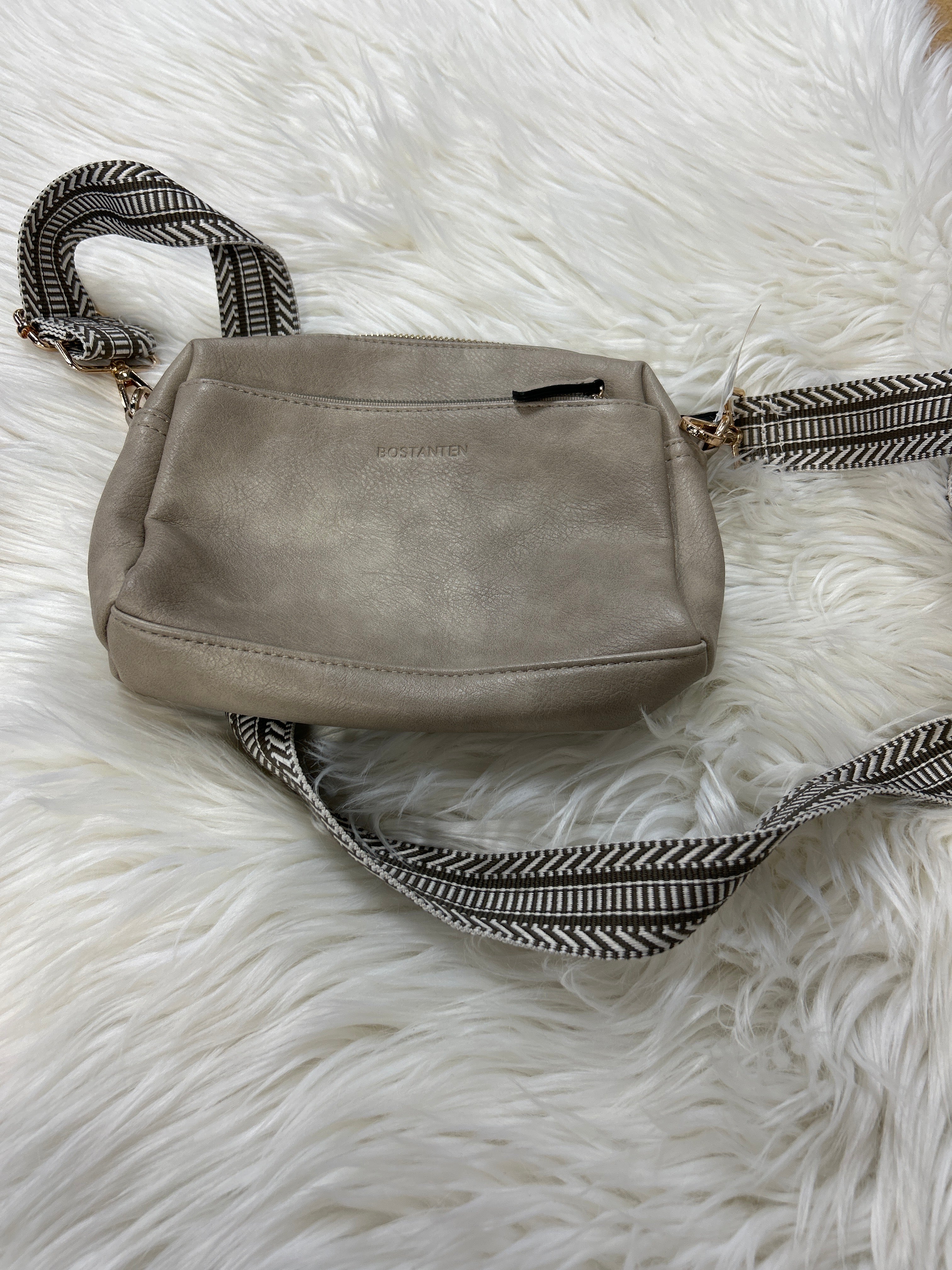 Crossbody By Clothes Mentor In Taupe, Size:Small