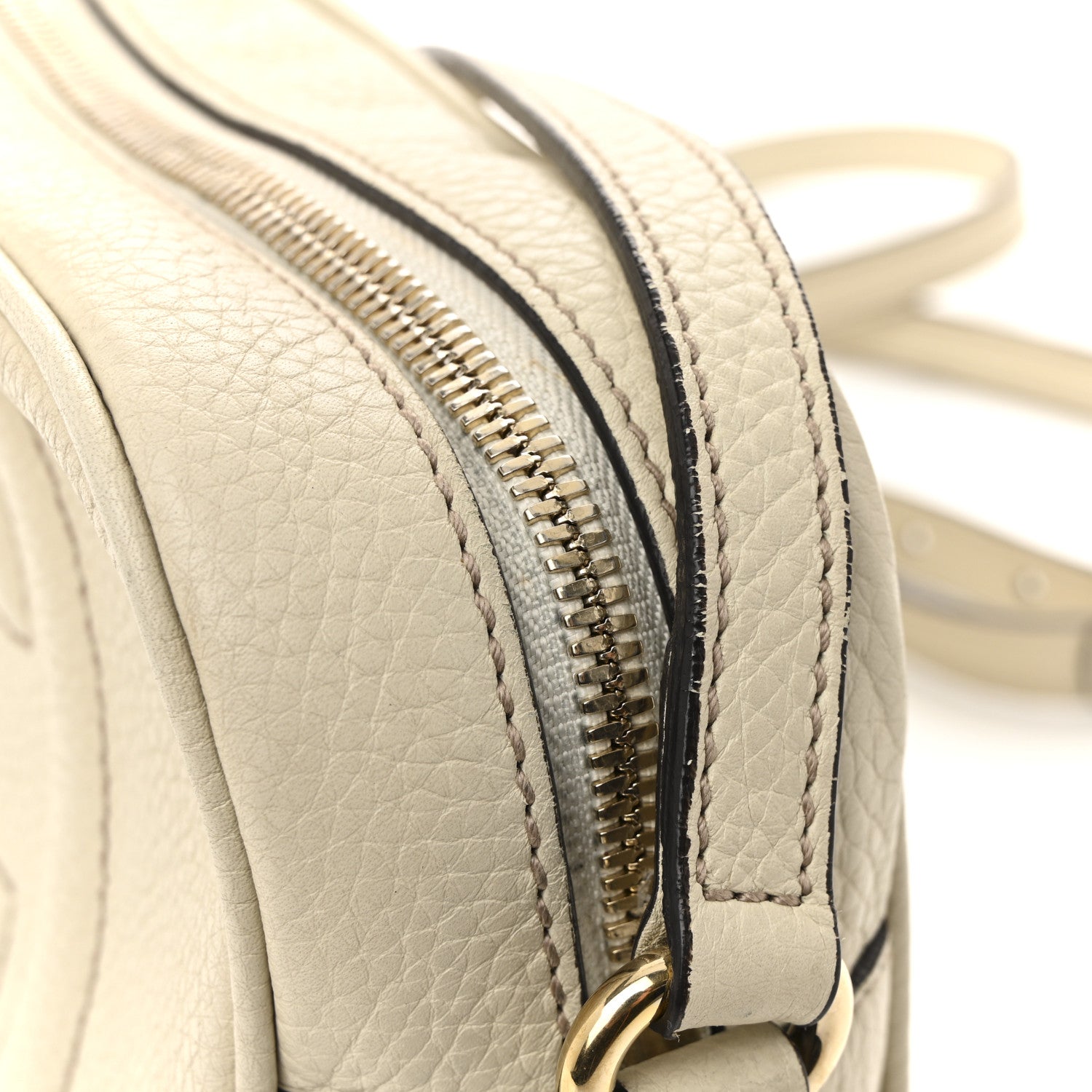 Pebbled Calfskin Small Soho Disco Bag Off White