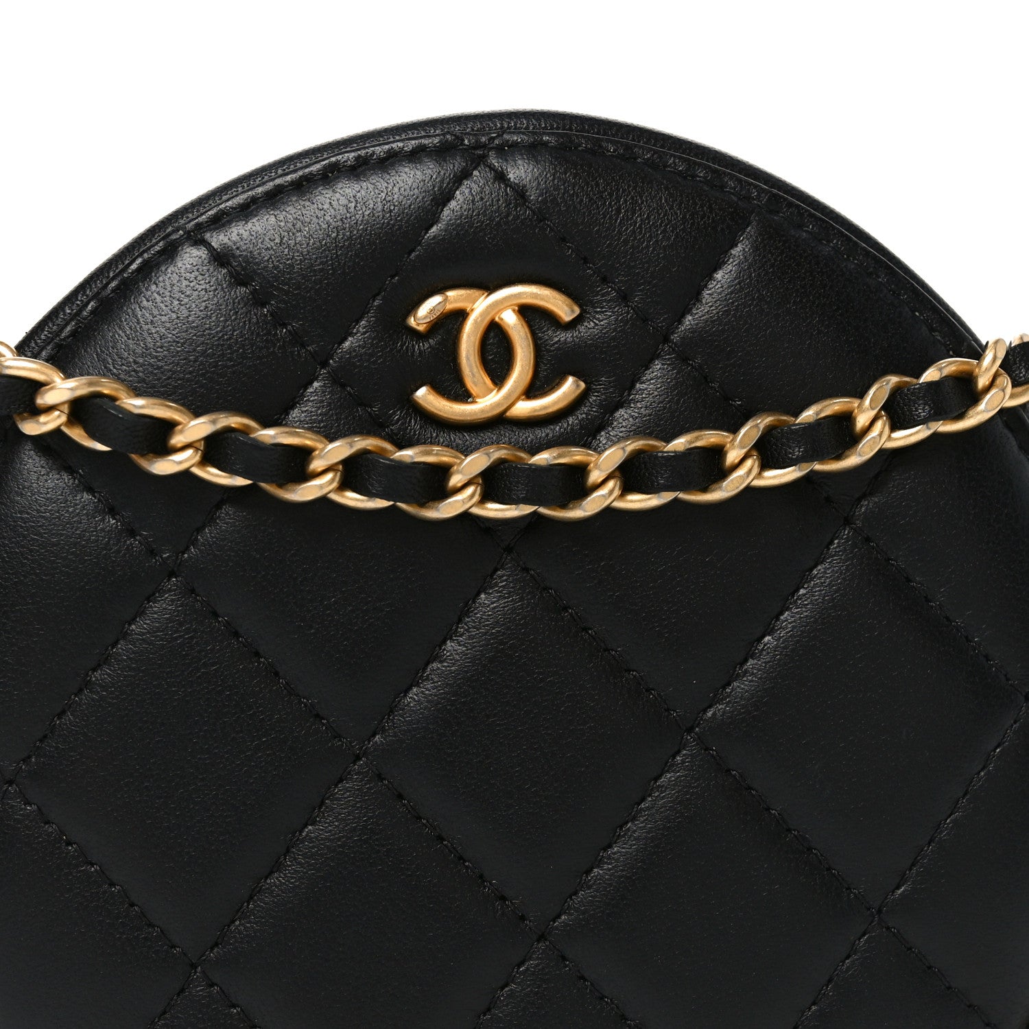 Lambskin Quilted Round Pearl Crush Clutch With Chain Black