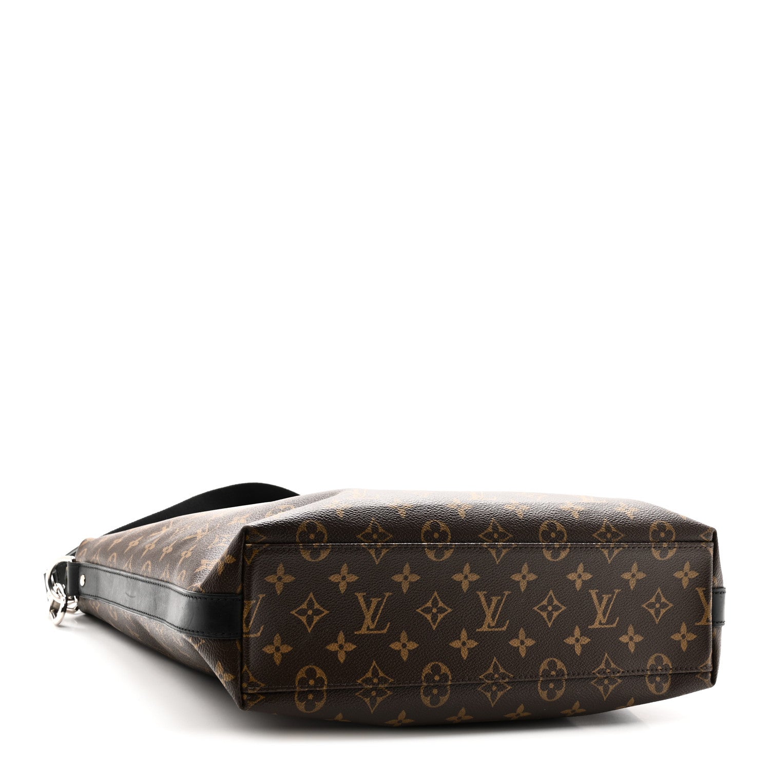 Monogram Macassar Kitan
