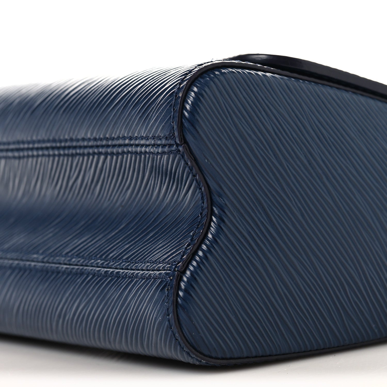 Epi Twist Shoulder Bag MM Indigo