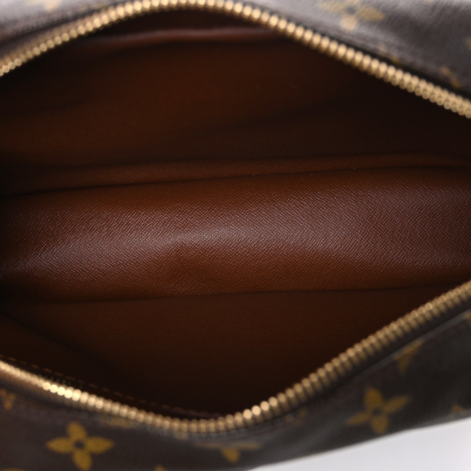 Monogram Nil 28