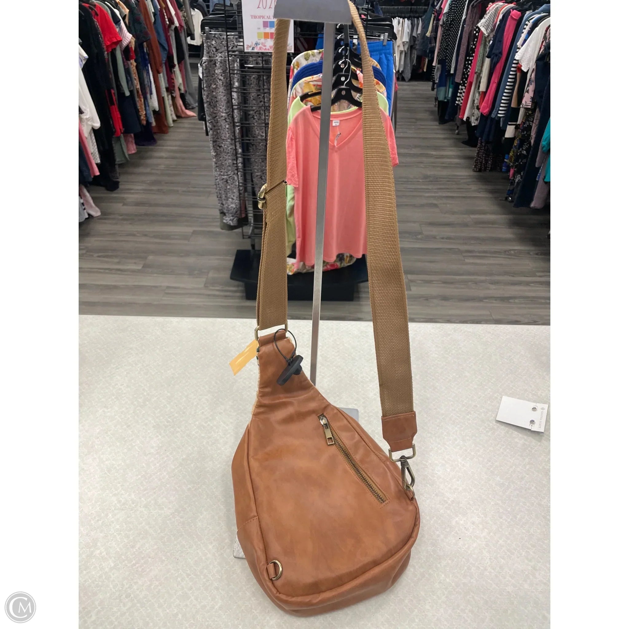 Crossbody By Clothes Mentor, Size: Medium