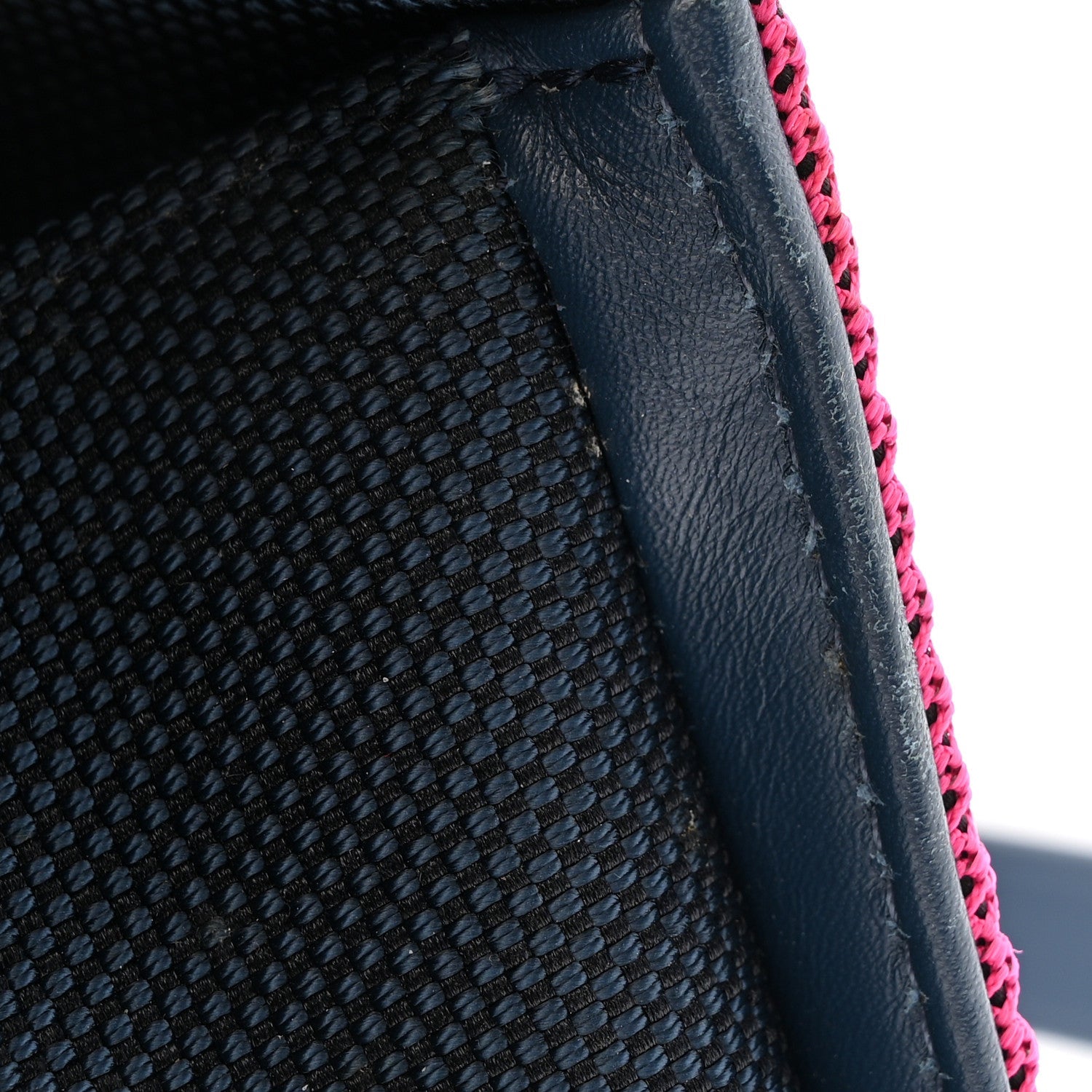 Canvas Quilted Medium Fluo Boy Flap Dark Navy Fuchsia Grey
