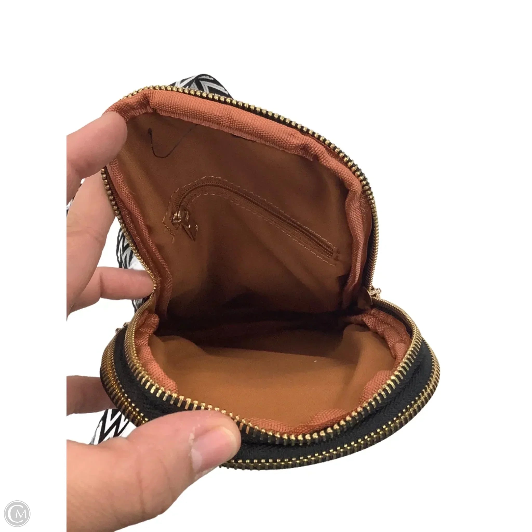 Crossbody By Clothes Mentor, Size: Small