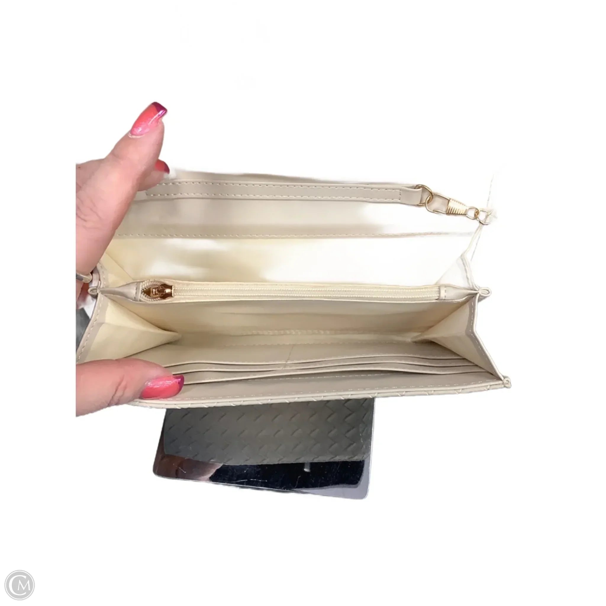 Crossbody By Clothes Mentor, Size: Small