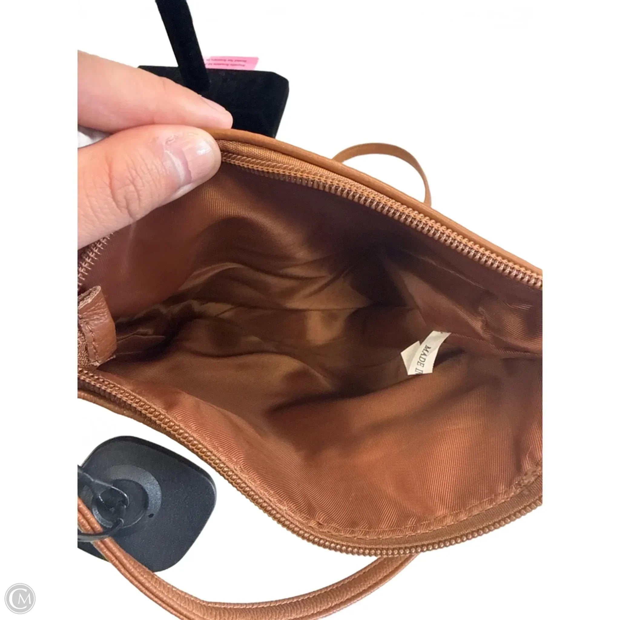 Crossbody By Clothes Mentor, Size: Medium