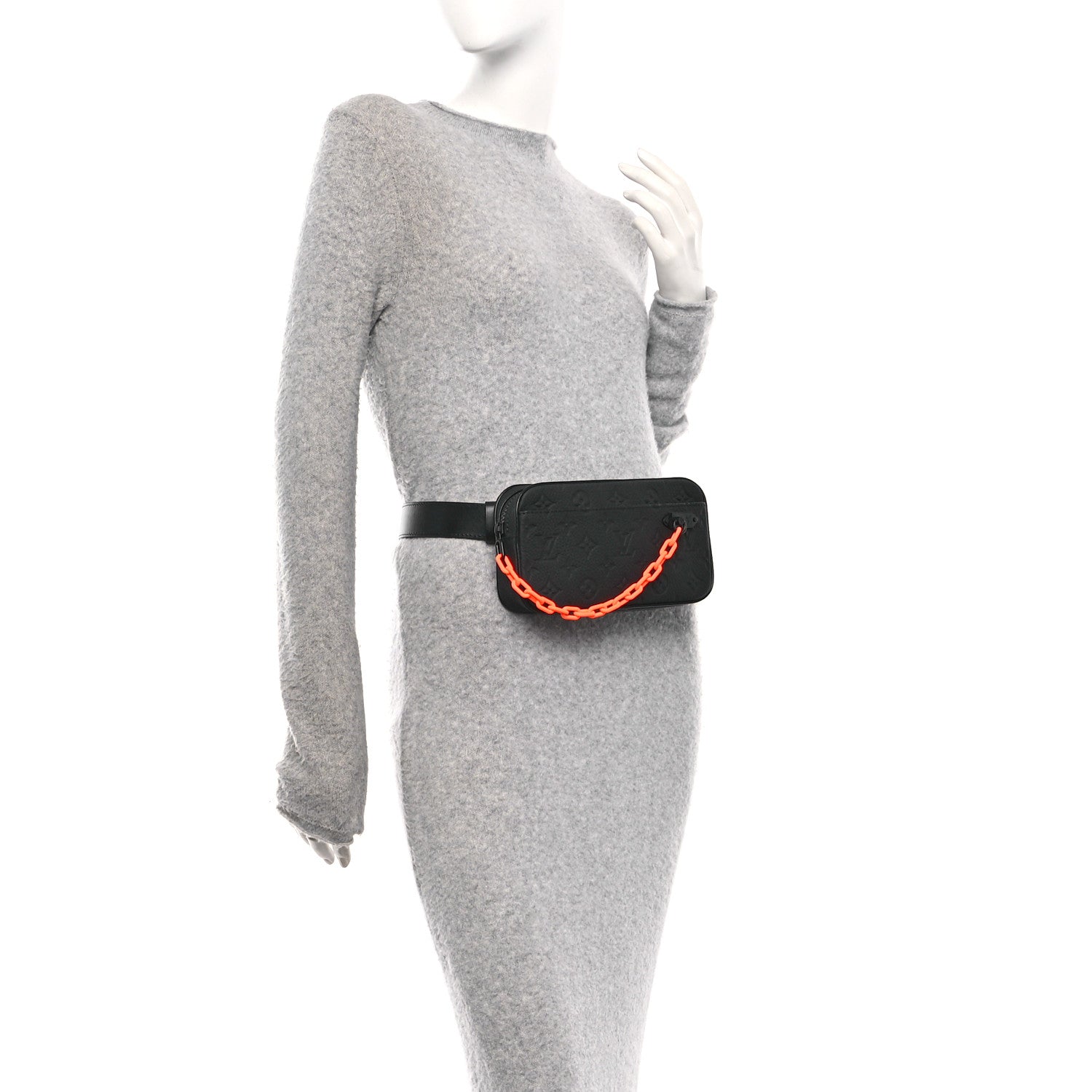 Taurillon Monogram Uniformes Solar Ray Soft Pochette Volga Belt Bag Black