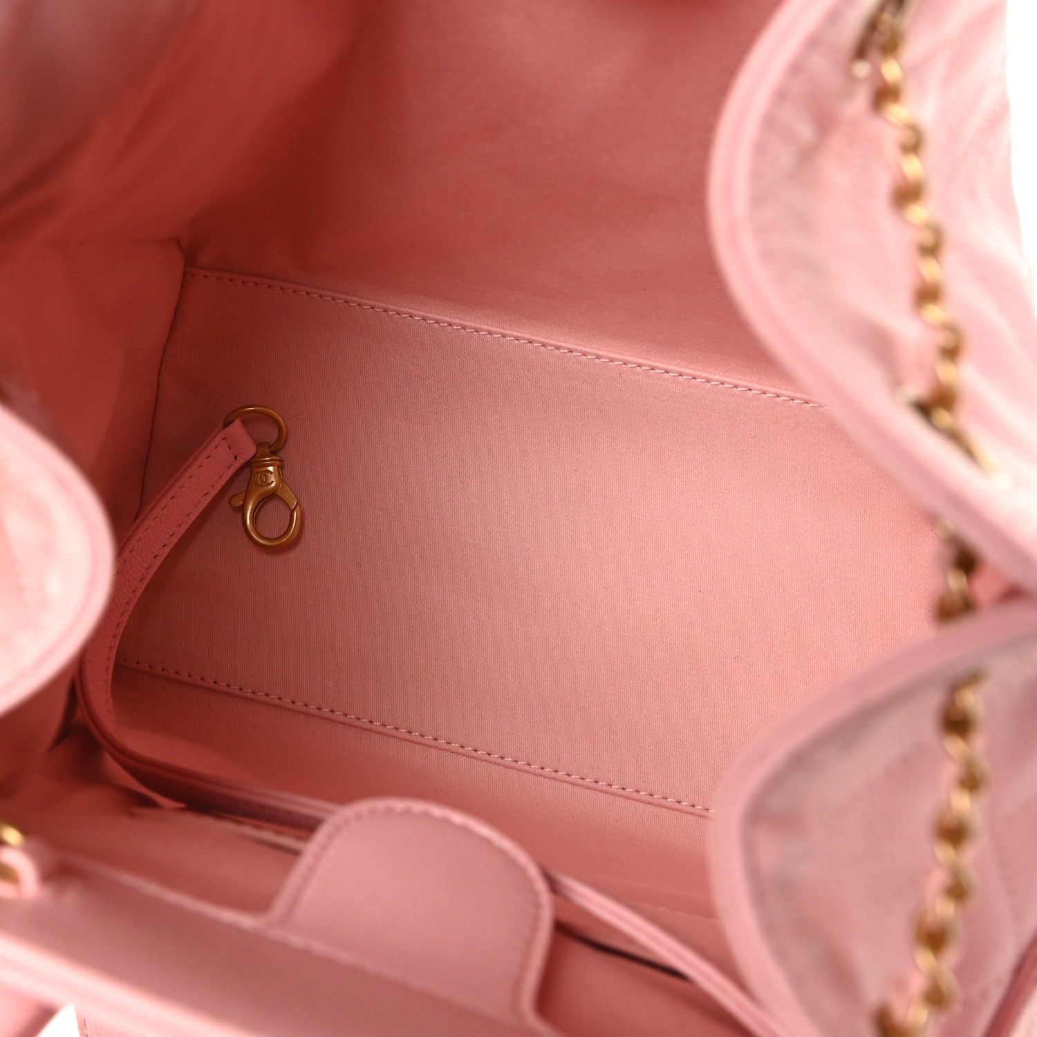 Caviar Quilted Medium Chanel 25 Backpack Light Pink