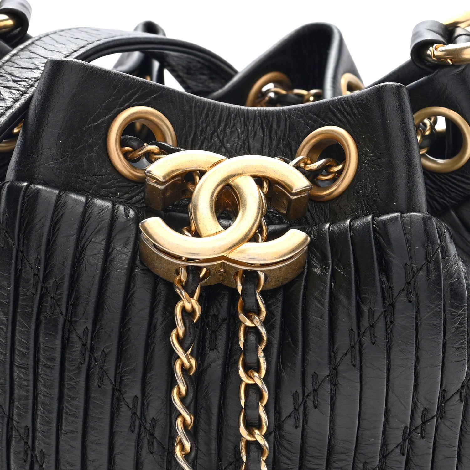 Crumpled Calfskin Coco Pleats Small Drawstring Bag Black