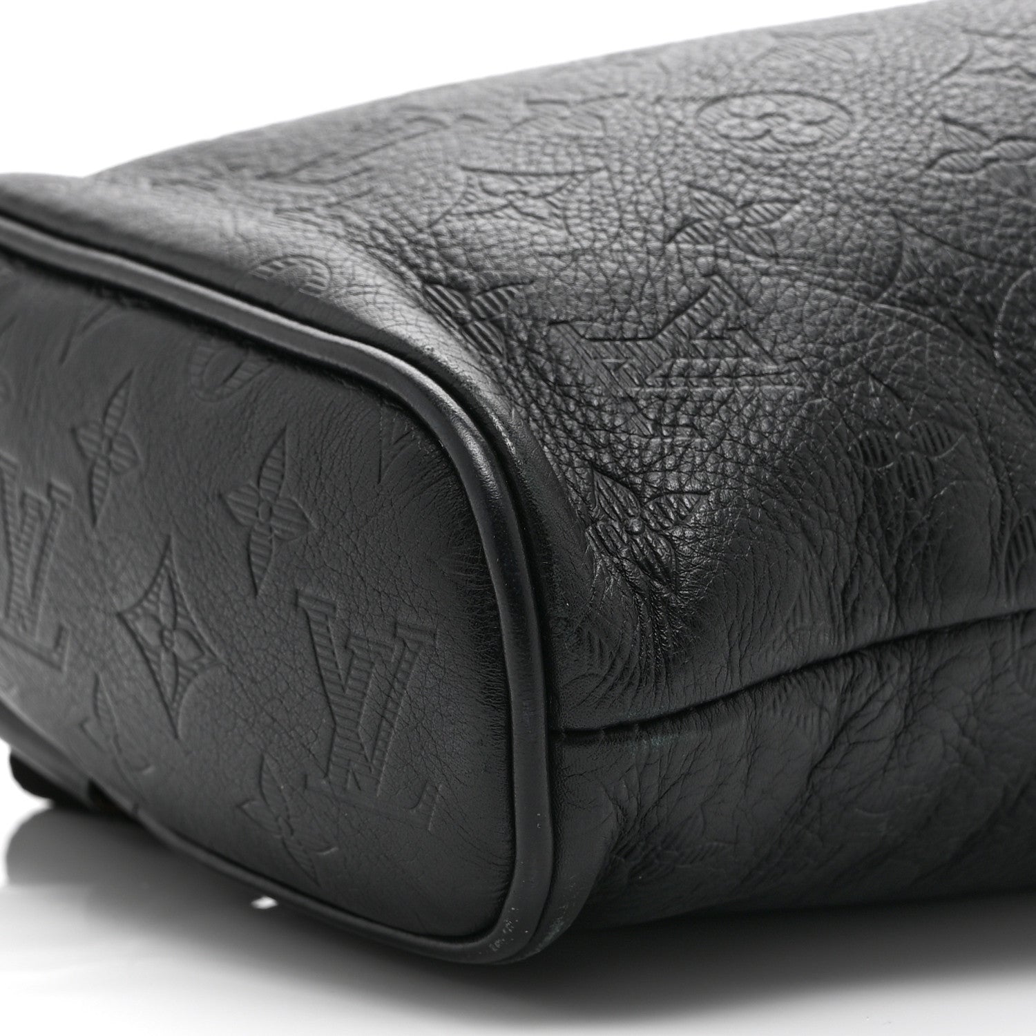 Monogram Shadow Chalk Slingbag  Black