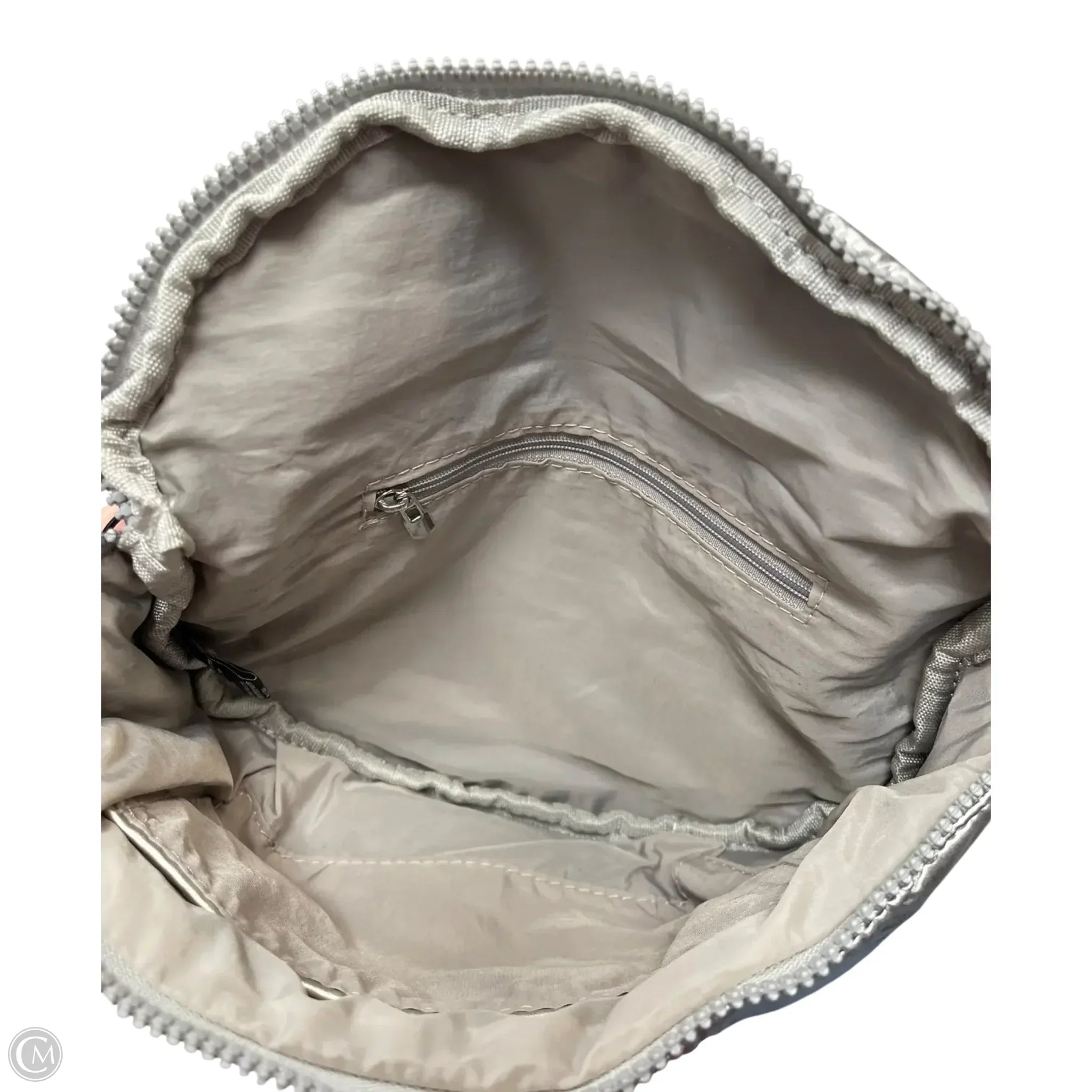 Crossbody By Clothes Mentor, Size: Medium
