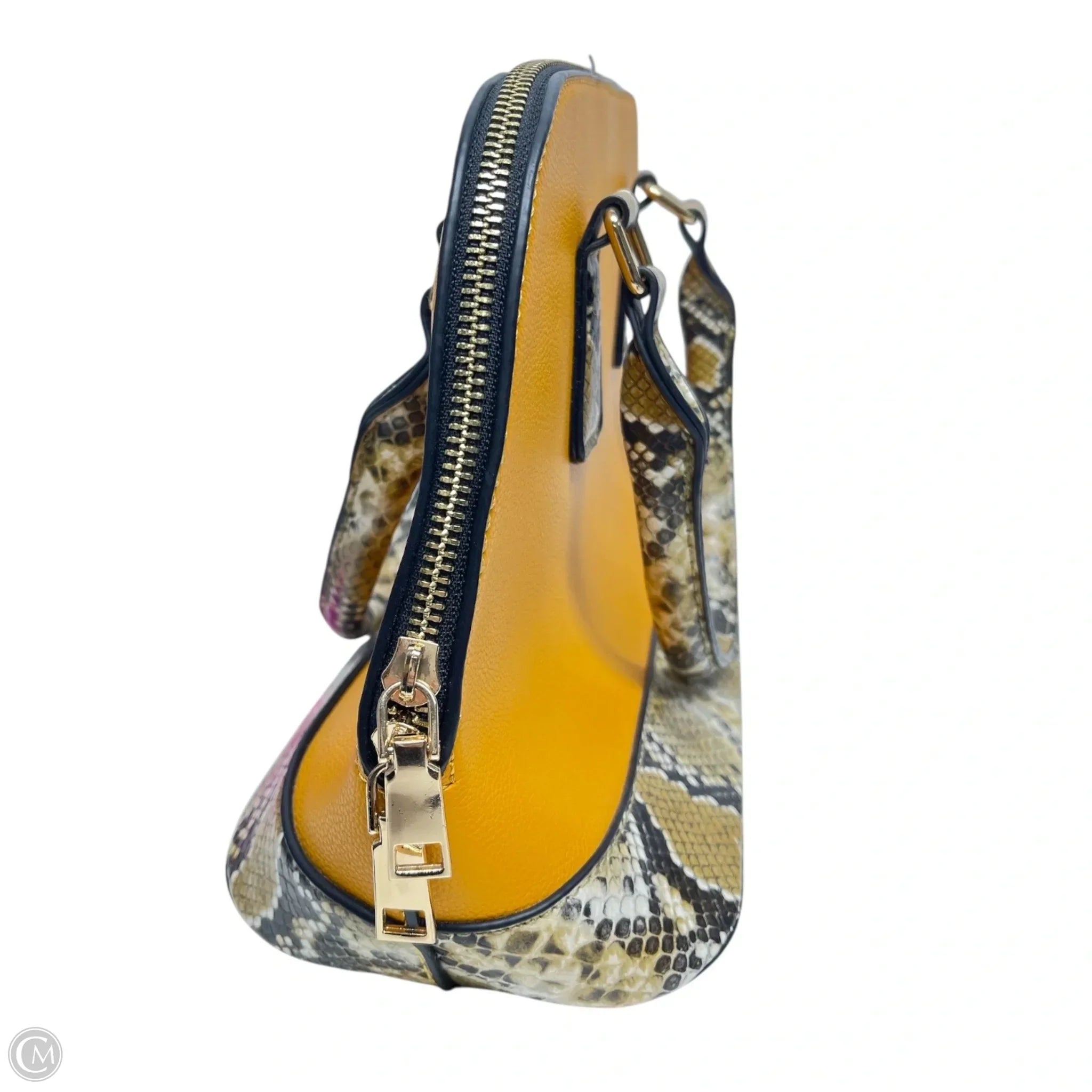 Handbag By Clothes Mentor, Size: Medium