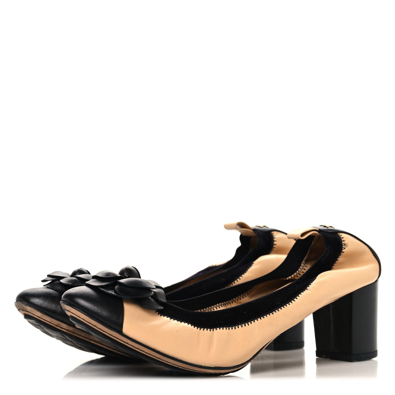 Lambskin Camellia CC Elastic Stretch Pumps 40 Beige Black