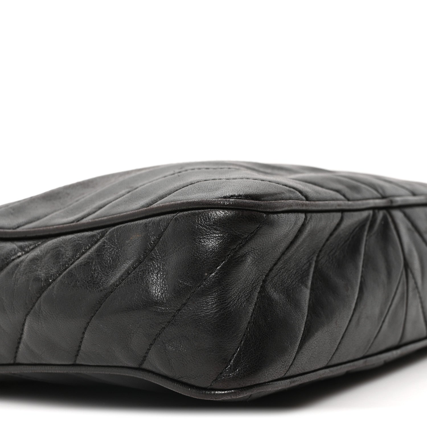 Lambskin Chevron Quilted Tassel Camera Case Black