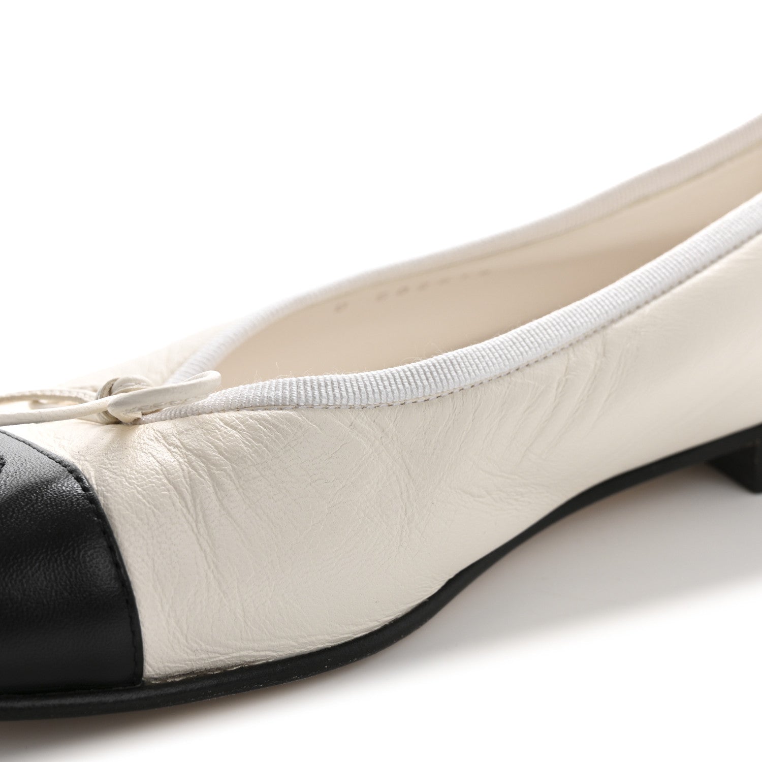 Lambskin Cap Toe CC Ballerina Flats 38.5 White Black