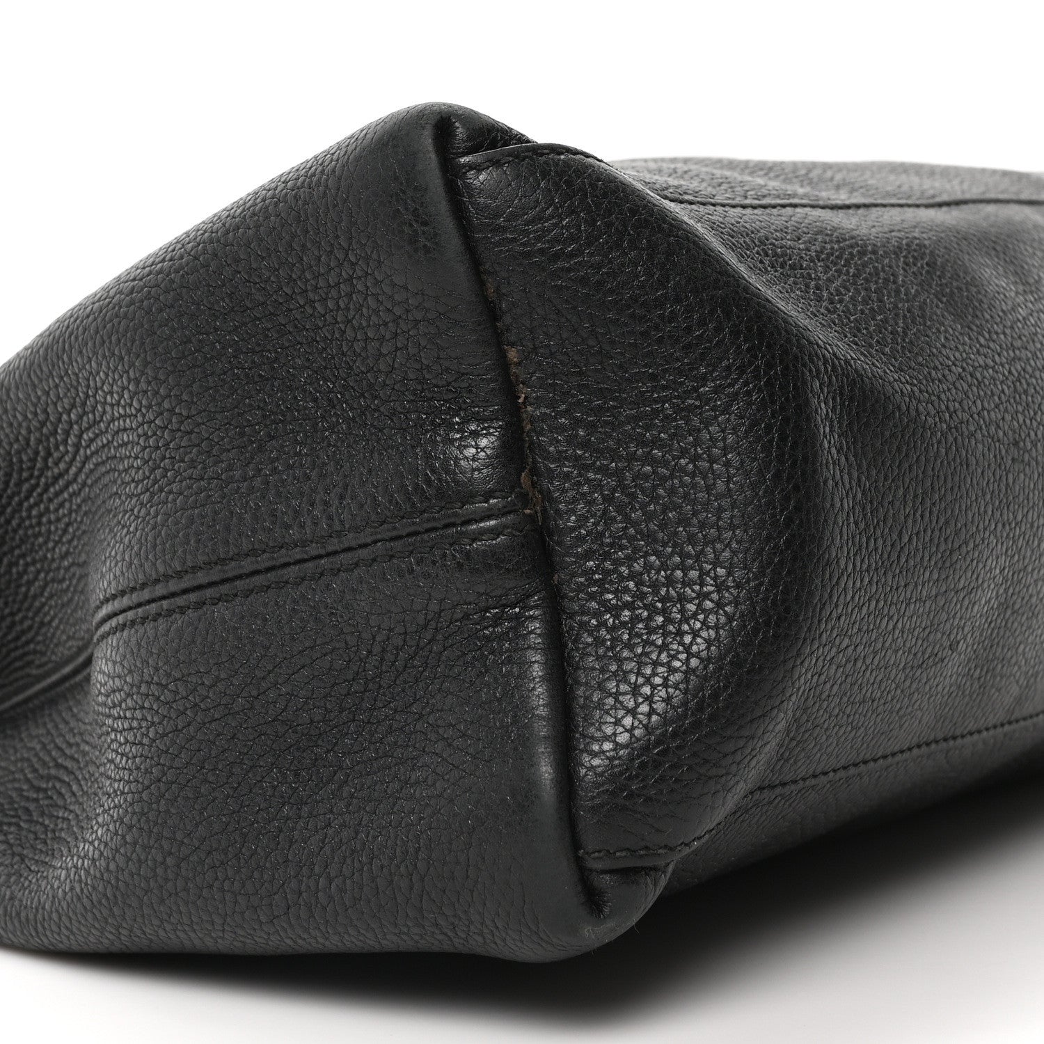 Pebbled Calfskin Medium Soho Chain Shoulder Bag Black
