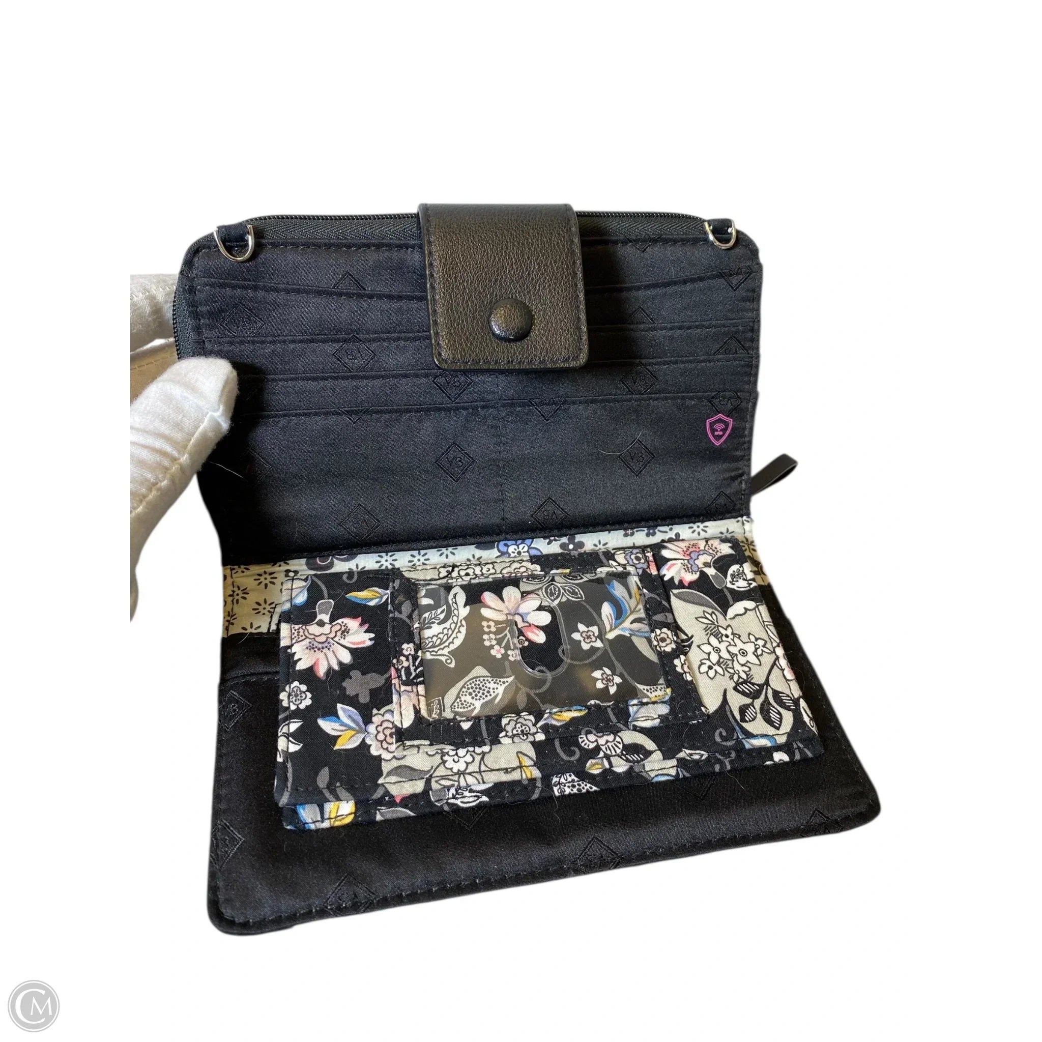 Wallet By Vera Bradley, Size: Medium