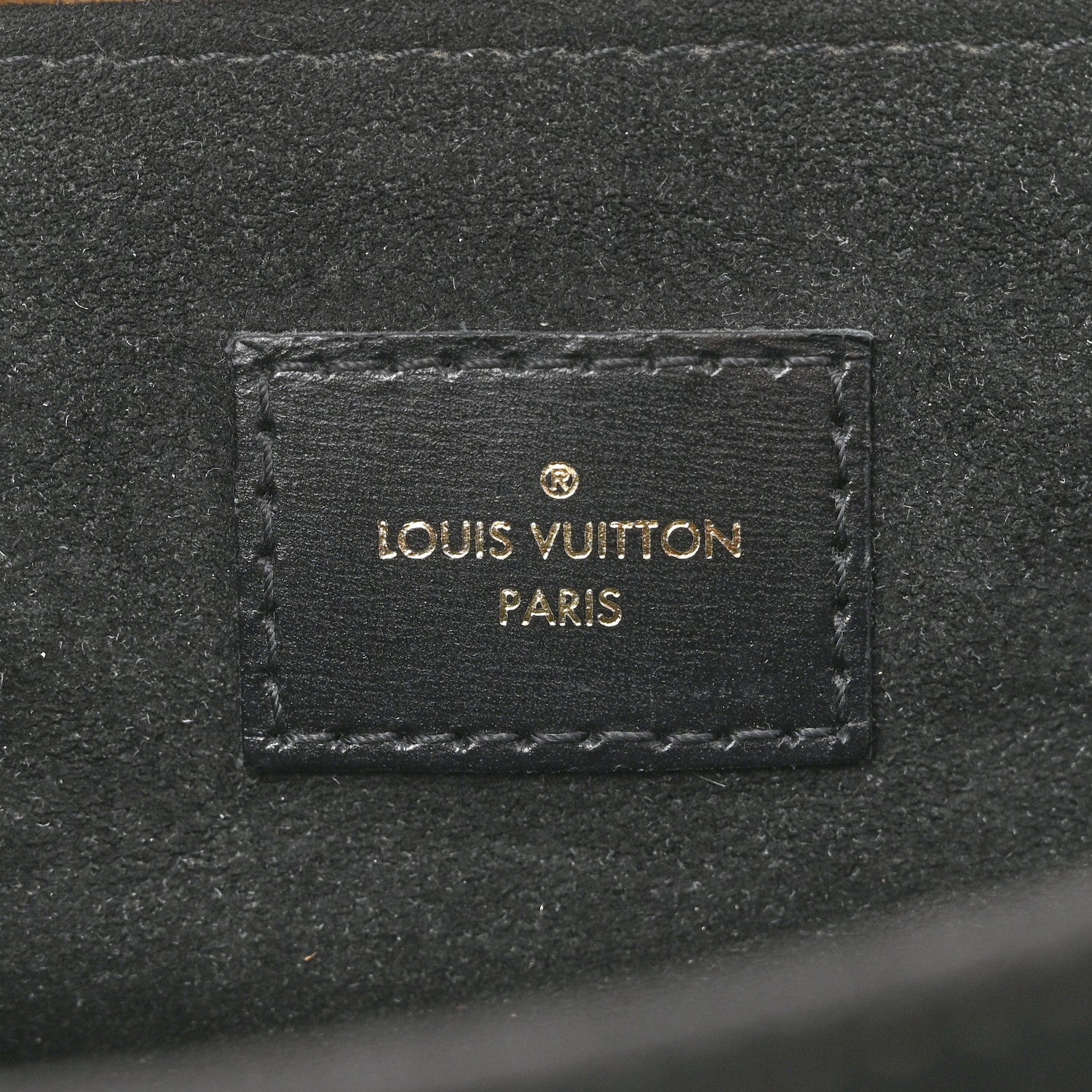 Reverse Monogram Pochette Metis