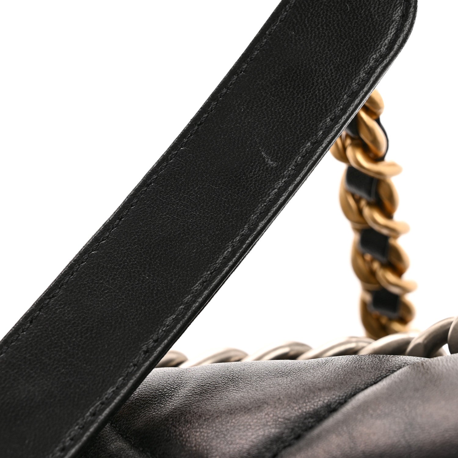 Lambskin Quilted Medium Chanel 19 Flap Black