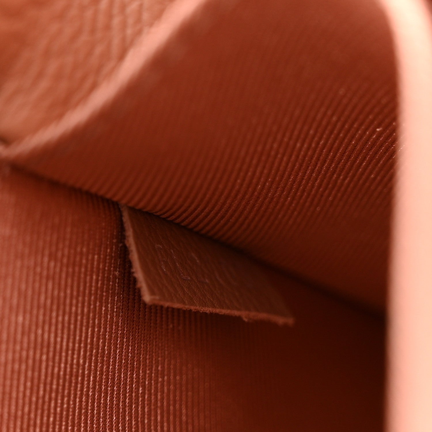 Soft Calfskin Lockme II Top Handle  Rose Bruyere