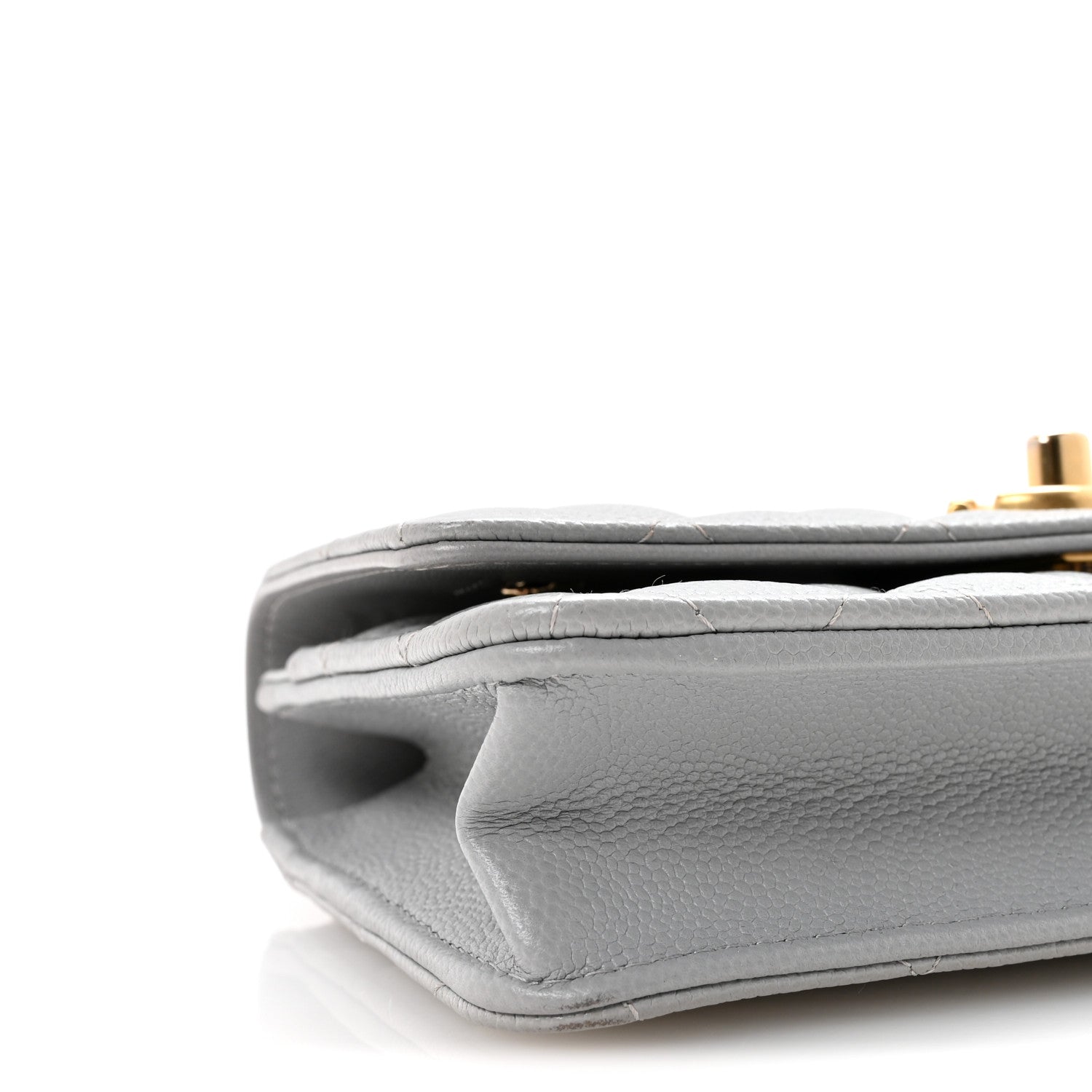 Caviar Quilted Sweetheart Wallet On Chain WOC Grey
