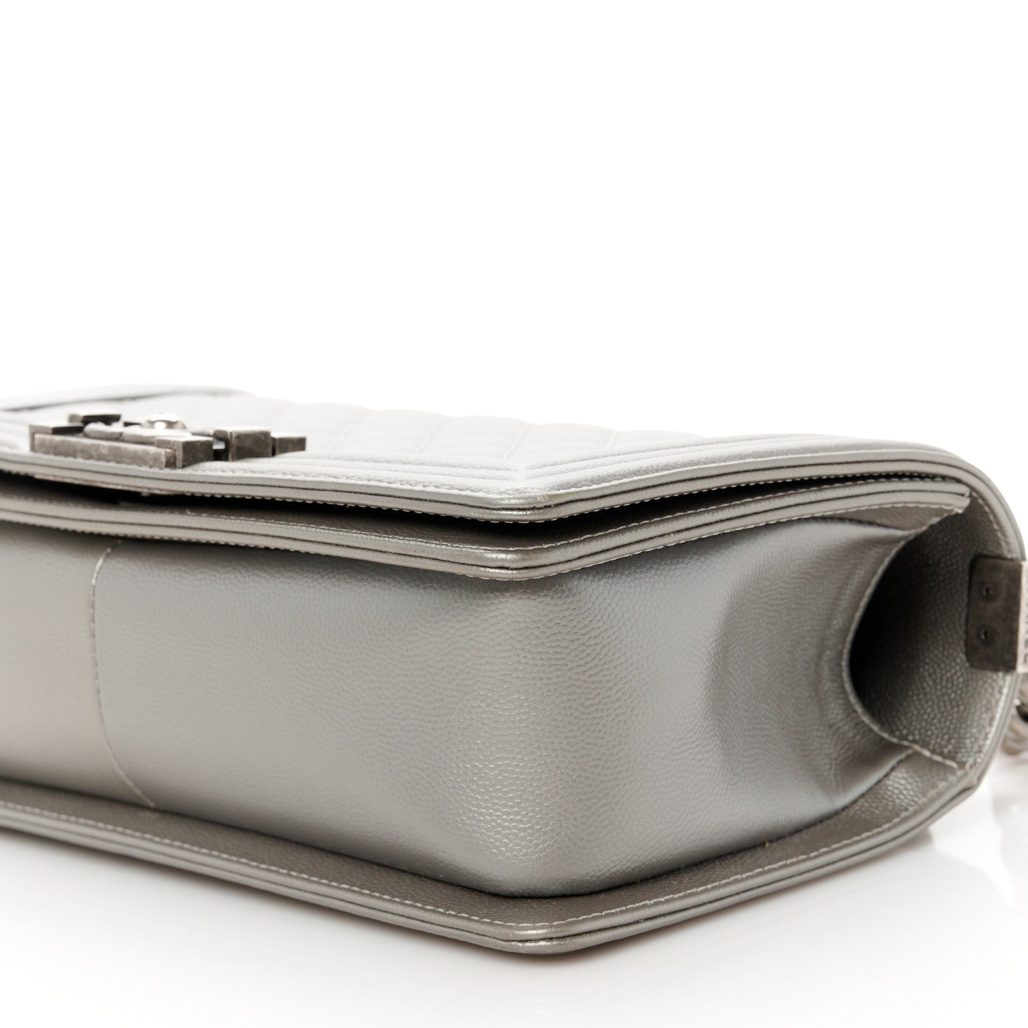 Metallic Caviar Quilted Medium Boy Flap Silver