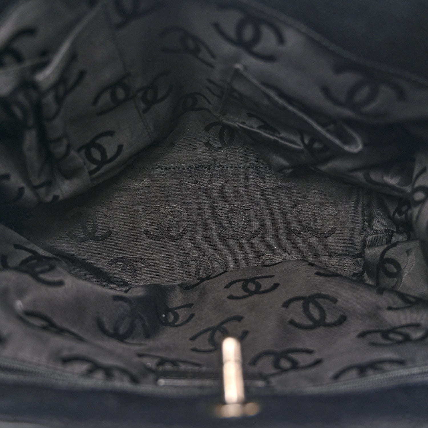 Caviar Shopping Tote Black