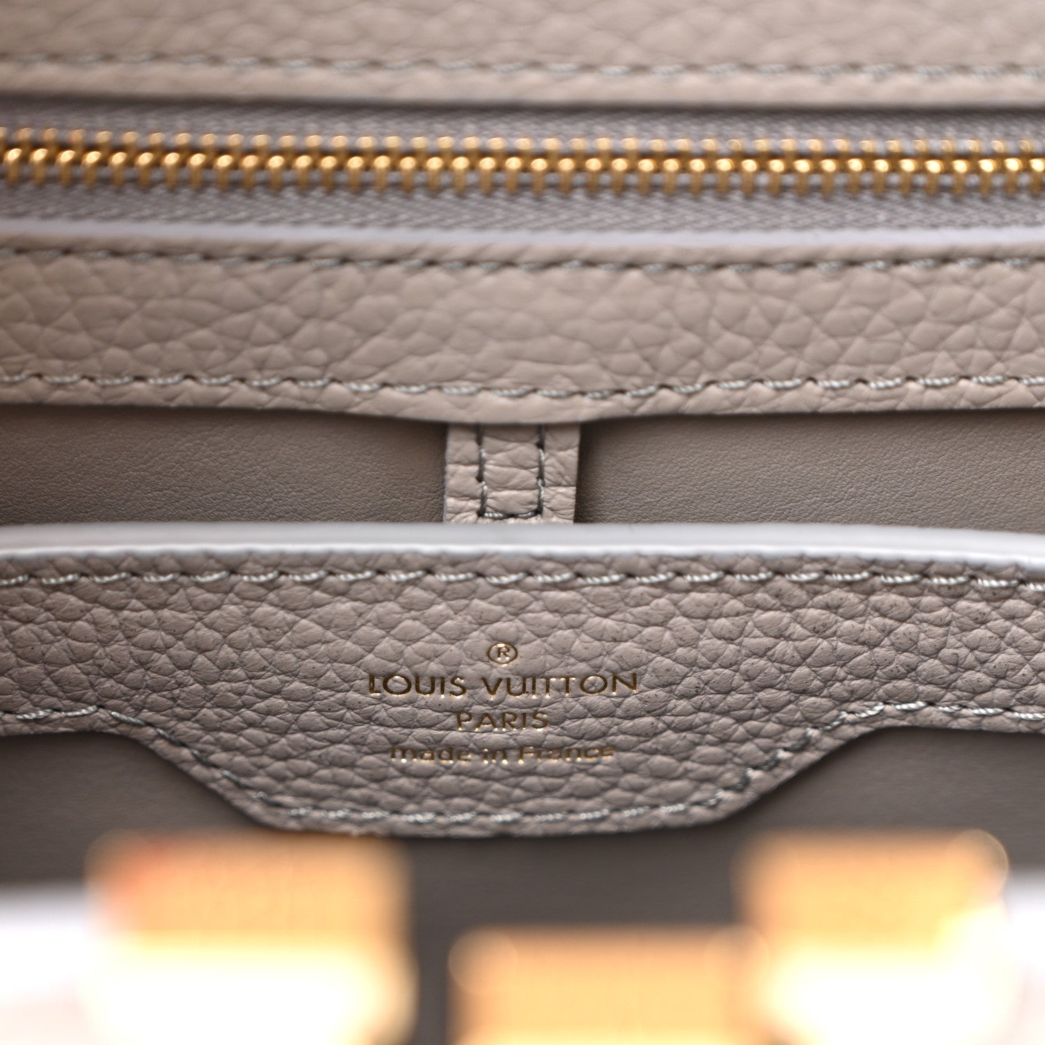 Taurillon Capucines MM Steeple Gray
