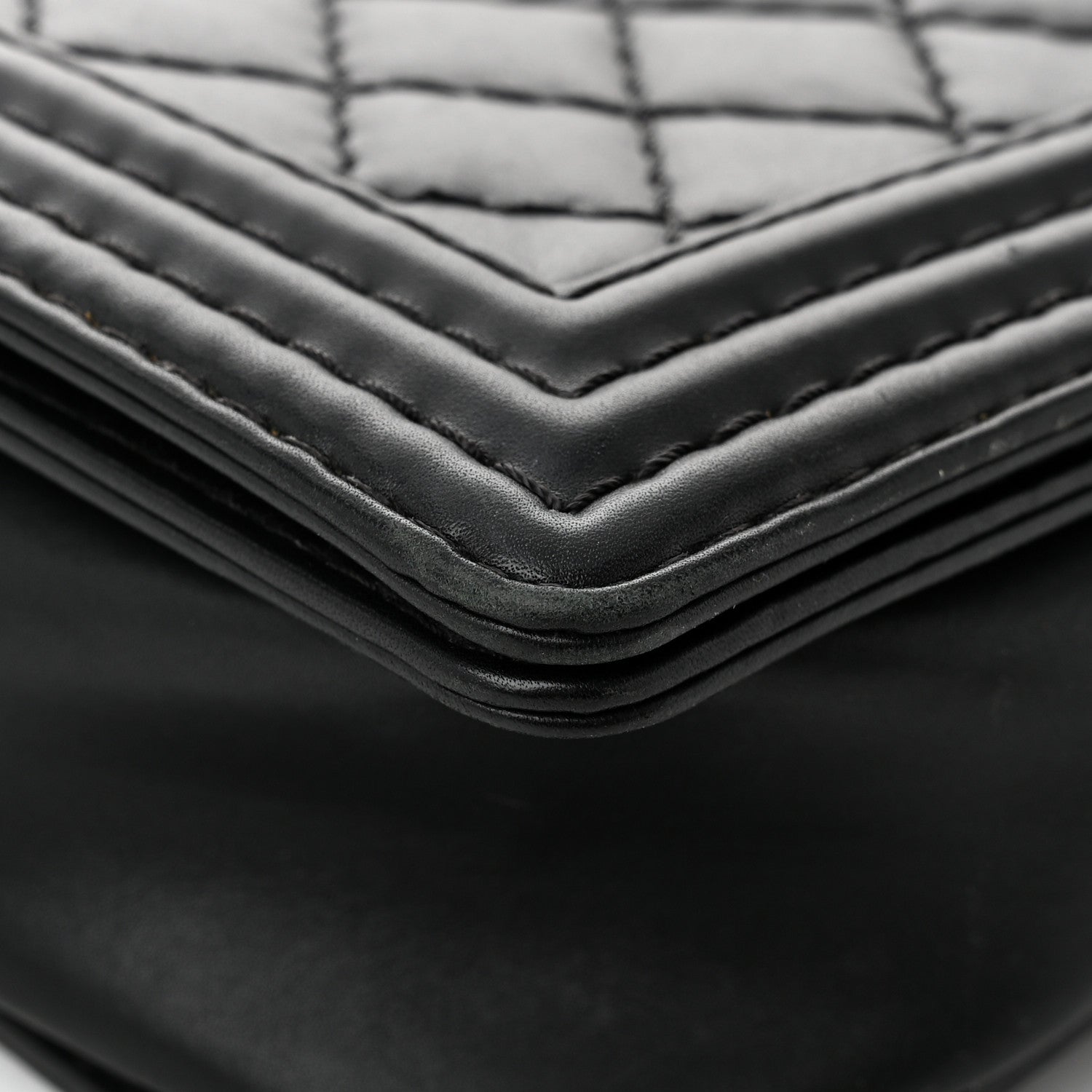 Calfskin Double Stitch Large Boy Flap Black