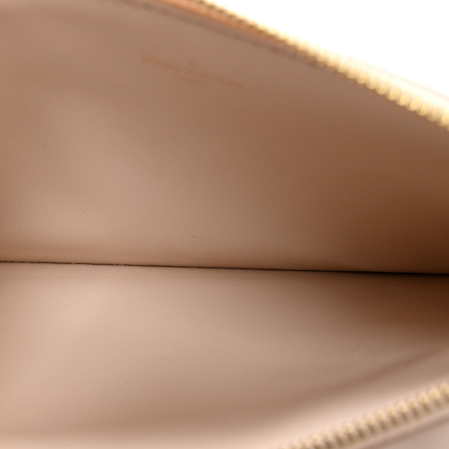Empreinte Spring in the City Felicie Chain Wallet Zippered Insert Beige