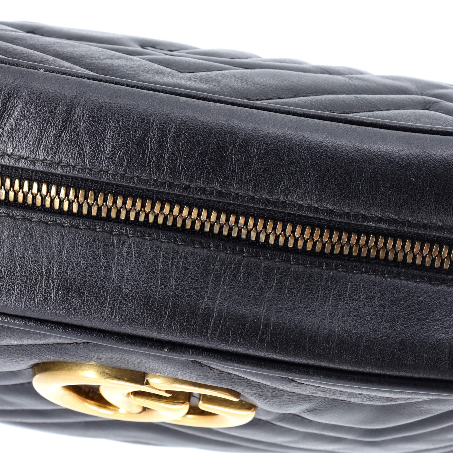 GG Marmont Shoulder Bag Matelasse Leather Small