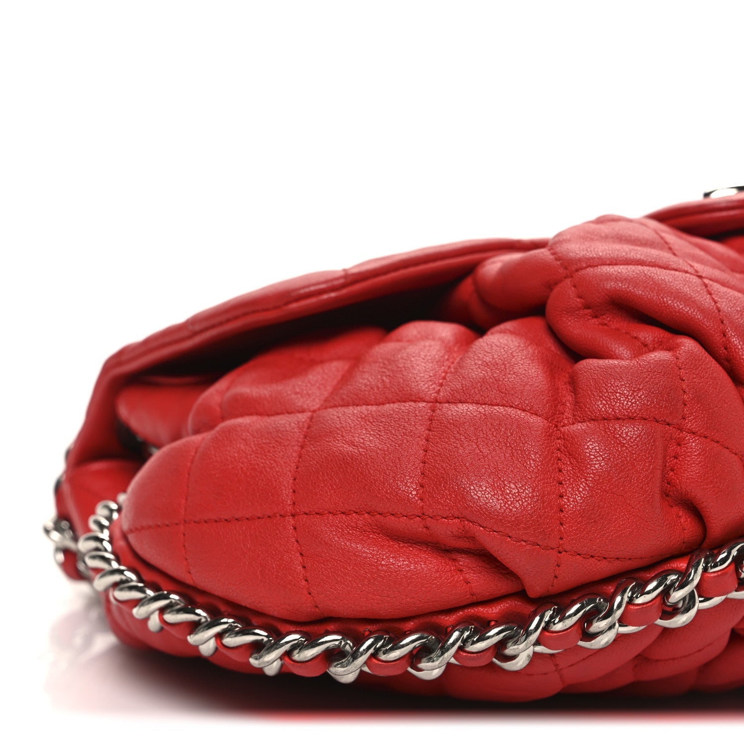 Washed Lambskin Quilted Medium Chain Around Messenger Red