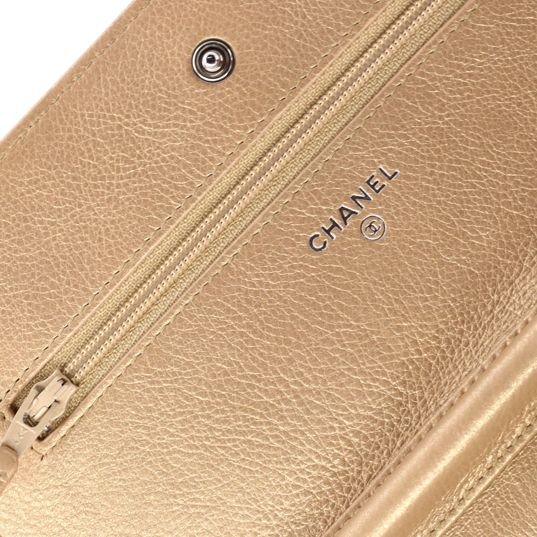 Lucky Charms Reissue 2.55 Wallet on Chain Quilted Calfskin