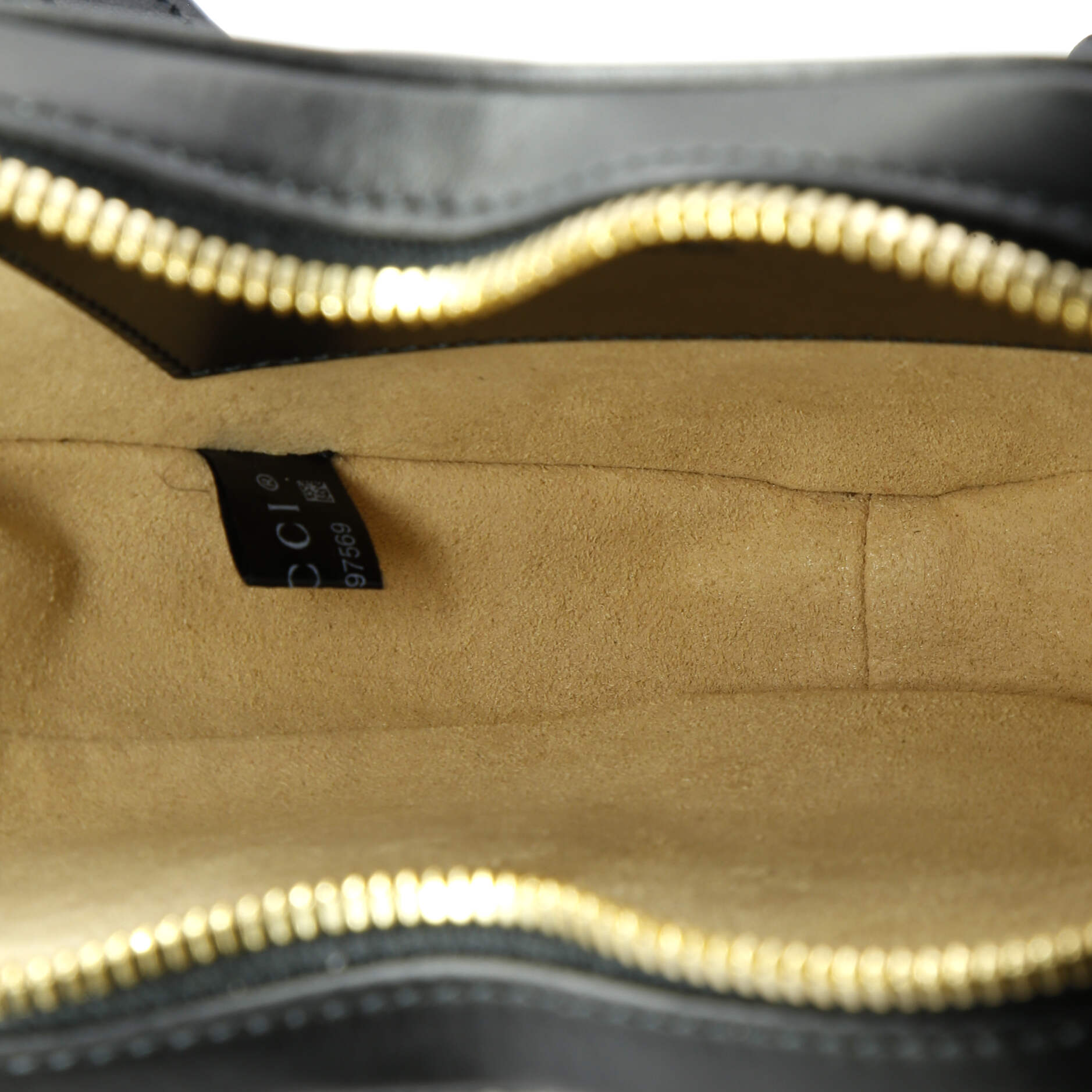 Interlocking G Heart Shoulder Bag Diagonal Quilted Leather Mini