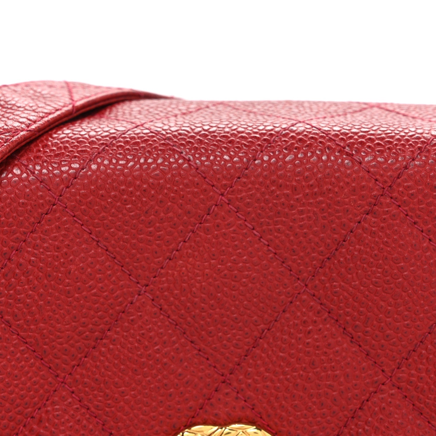 Caviar Quilted Shoulder Bag Red