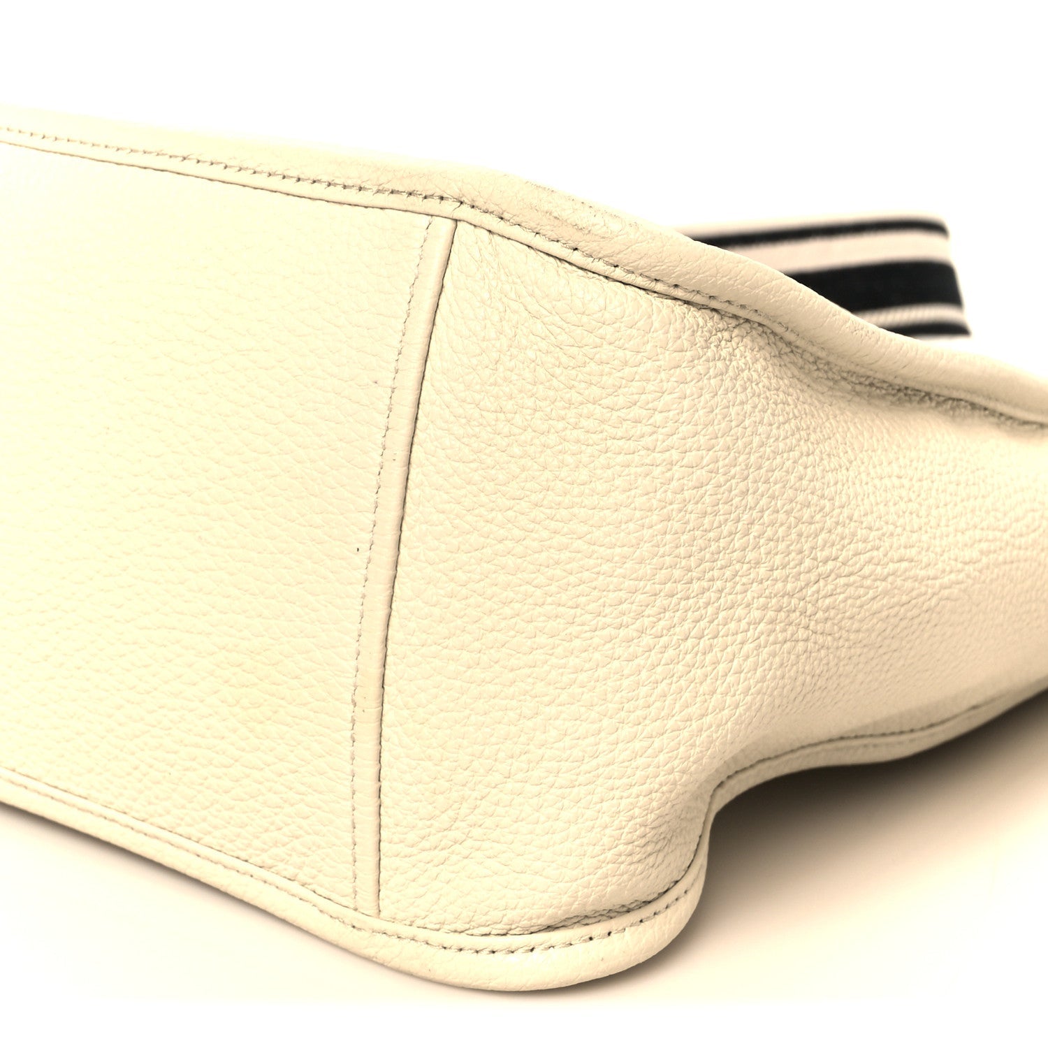 Vitello Daino Soft Hobo Messenger Bag White