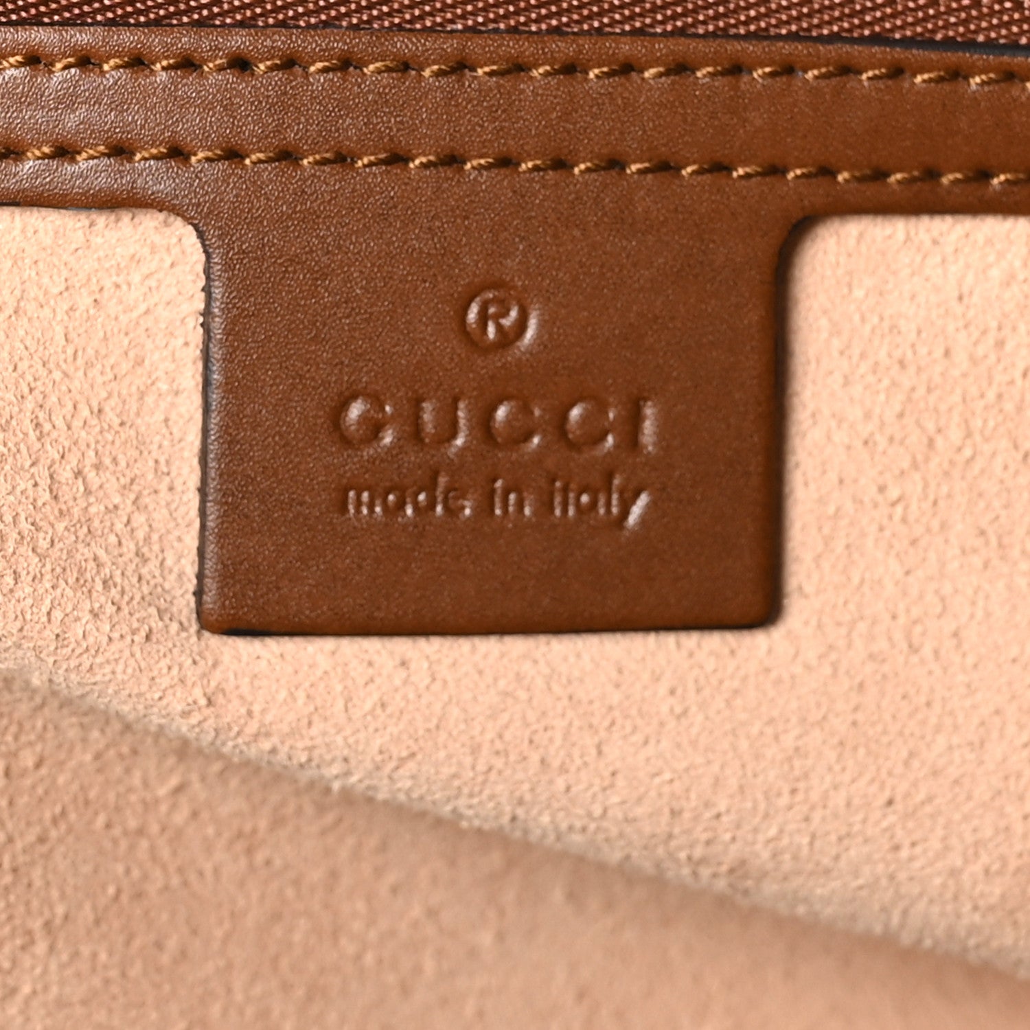 Soft GG Supreme Monogram Small Crossbody Tote Beige Cuir