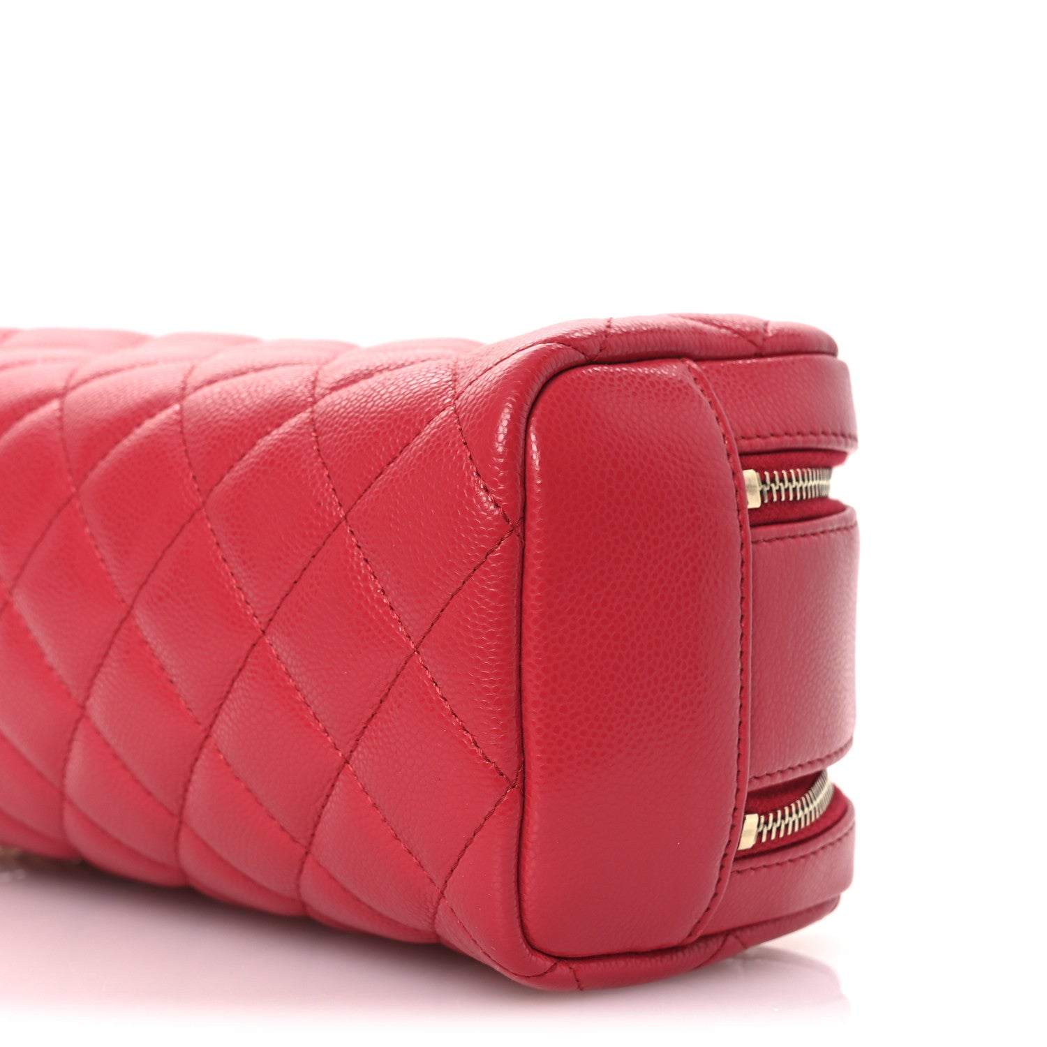 Caviar Quilted Toiletry Case With Chain Dark Pink
