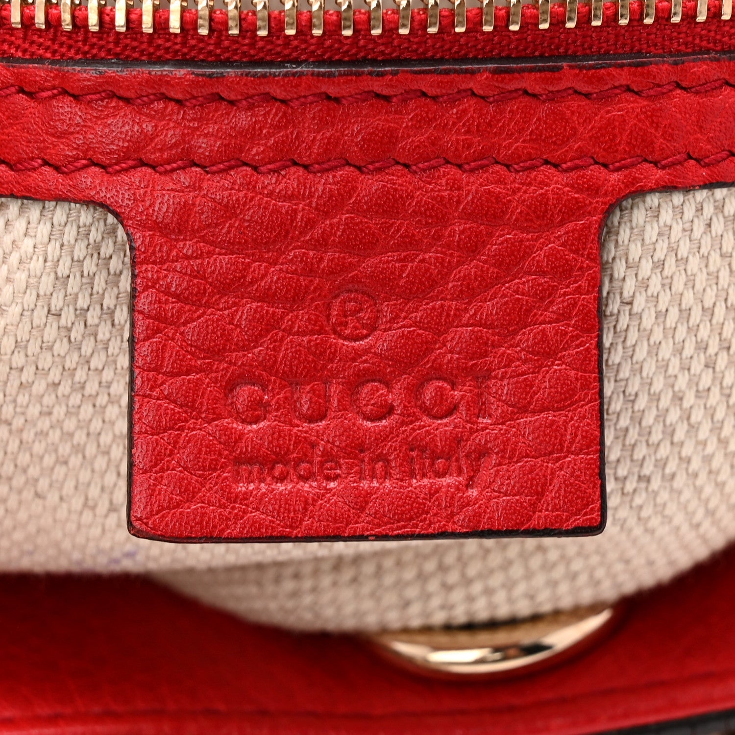 Pebbled Calfskin Medium Soho Chain Shoulder Bag Tabasco Red