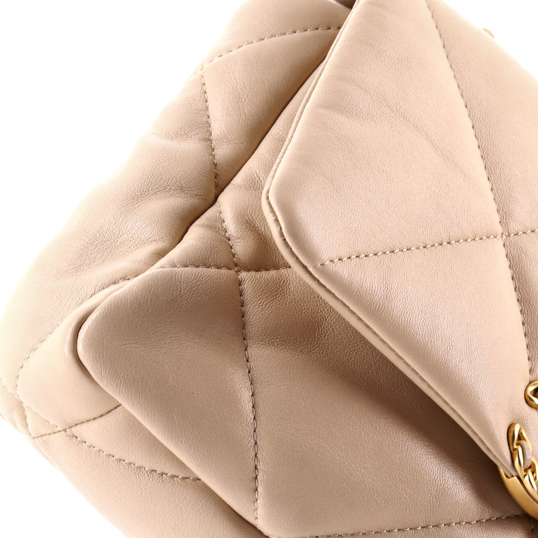 19 Flap Bag Quilted Leather Medium