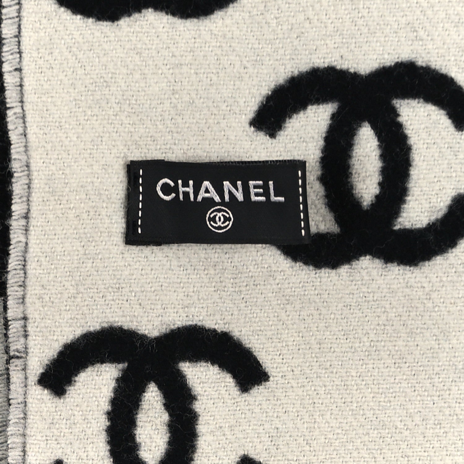Wool Cashmere CC Scarf Black White