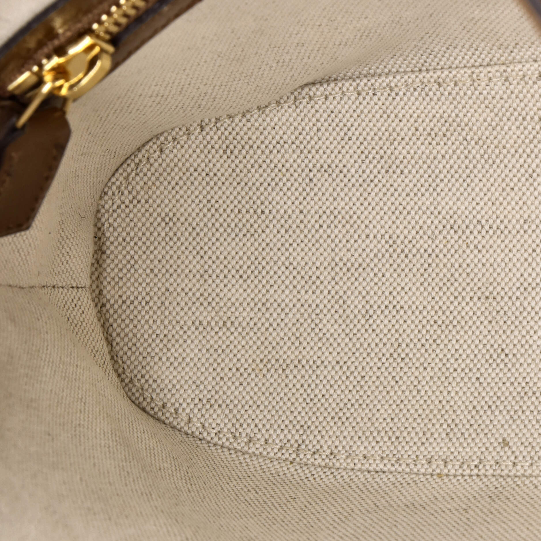 Retro Interlocking G Hobo GG Coated Canvas