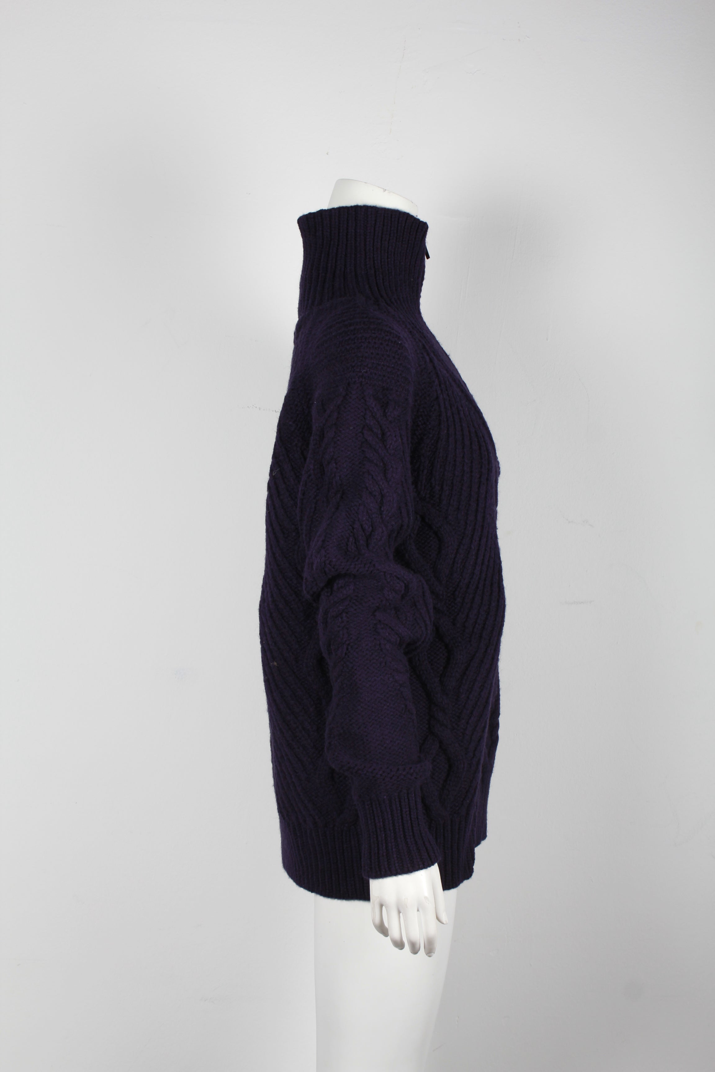 Women's Chanel Cable Knit Pullover in Navy Blue Wool